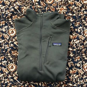 Large Patagonia Sport Pull-Over Jacket